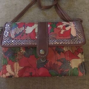 SakRoots wristlet/ crossbody bag